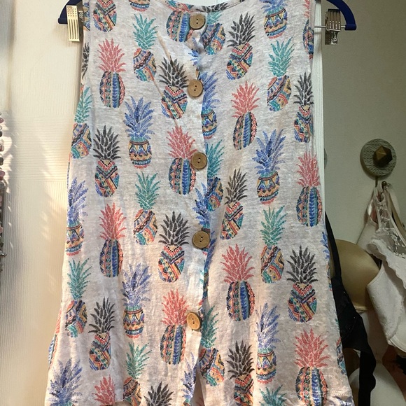 Colorful pineapple top - Picture 2 of 6